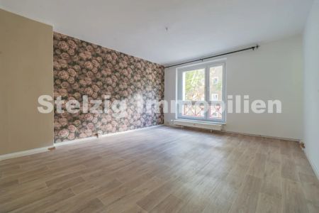 Charmante 3-Raum-Wohnung mit Stellplatz & Einbauküche in Cottbus - Photo 2