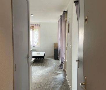 Location appartement studio 1 pièce 21 m² à Rodez (12000) - Photo 1