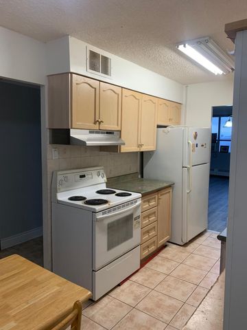 For Lease - 25 Sunrise Avenue Unit# 812, Toronto, Ontario - Photo 3