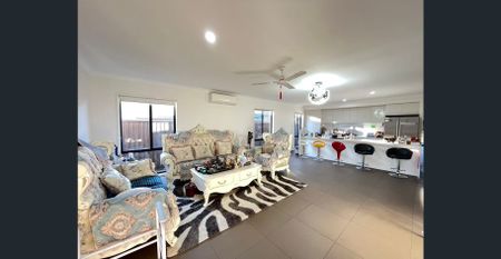 18 Monash Avenue, Gledswood Hills, NSW 2557 - Photo 3