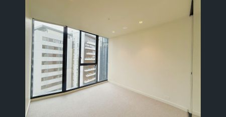 Stylish Two-Bedroom Apartment in the Heart of South Yarra - Photo 3