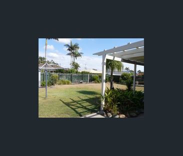 GREAT LOWSET BRICK & TILE HOME - Photo 1