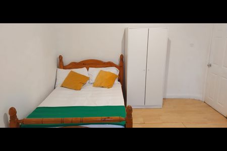 Room in a Shared Flat, Argyle Road, N17 - Photo 4