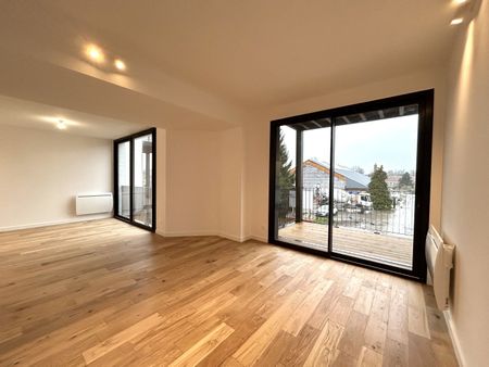 Location Appartement 3 pièces 68m² MARCQ EN BAROEUL 59700 - Photo 2