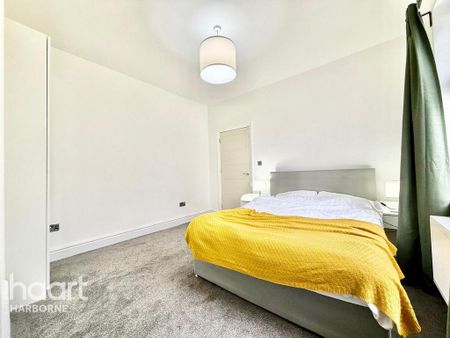 4 bedroom semi-detached house to rent - Photo 5