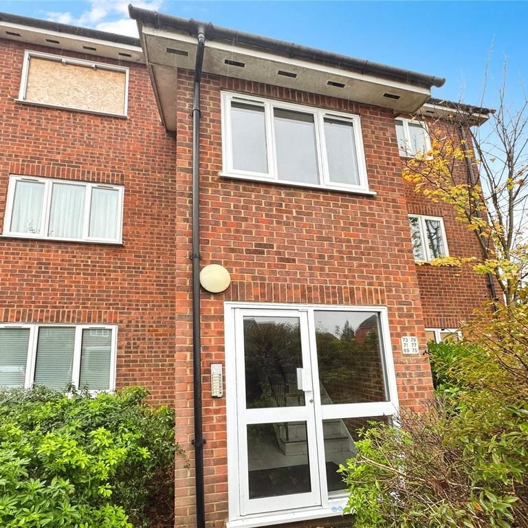 1 bedroom flat to rent - Photo 2