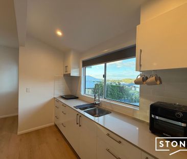 Charming & Modern all Inclusive 1-Bedroom Unit Perfectly Located In... - Photo 2