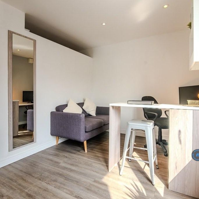 Studio to rent - Photo 1