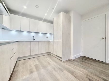 Bircherley Green, Hertford - Photo 5