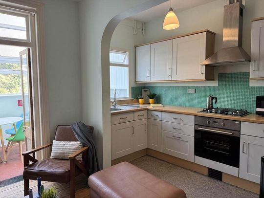 4 bedroom house to rent - Photo 1