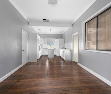 Spacious 3 Bedroom, 2 Bathroom Home in Boulder! - Photo 1