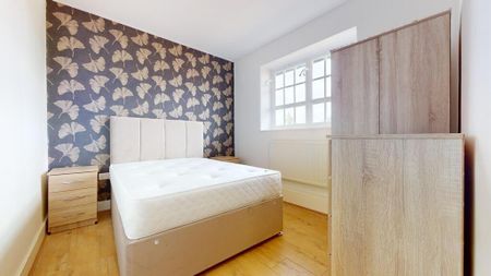 2 bedroom flat to rent - Photo 4