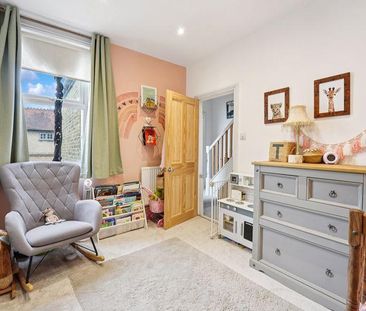 3 bedroom apartment to rent - Photo 2