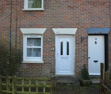 2 bedroom terraced house to rent - Photo 3