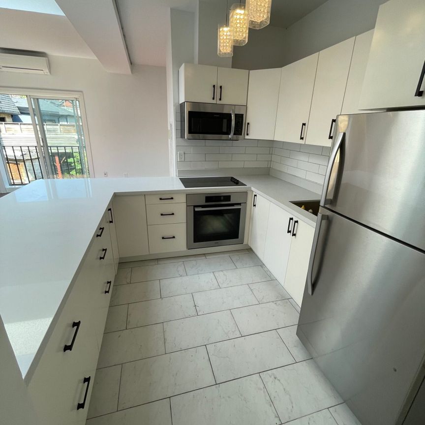 For Lease - 754 Queen Street Unit# 4, Toronto, Ontario - Photo 1