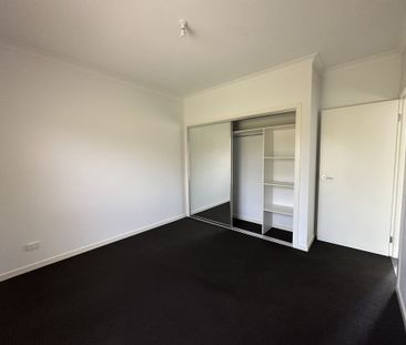 Charming 2-Bedroom Home in Epping - Photo 2