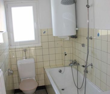 Idéalement situé dans les hauts du village, appartements de 4,5 piè... - Photo 2