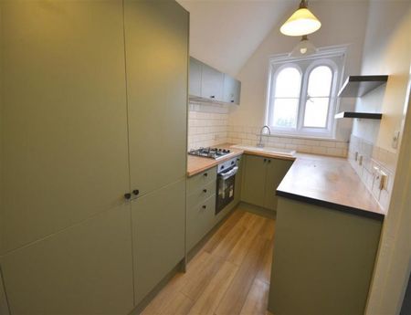 1 Bedroom Apartment To Let - Photo 4