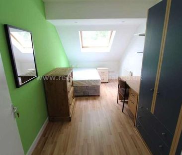Castle Boulevard, Lenton, England, NG7 - Photo 2