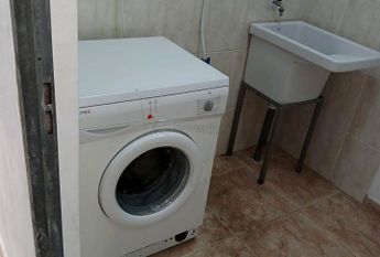 Se alquila en Buzanada apartamento de 2 dormitorios