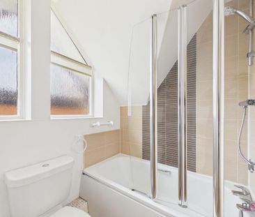 2 bedroom detached house to rent - Photo 4