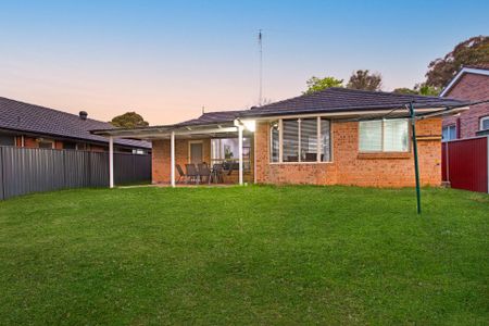 Three Bedroom Family Home - Photo 3