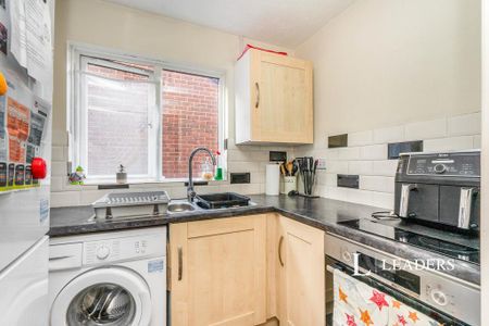 1 bedroom property to rent - Photo 3