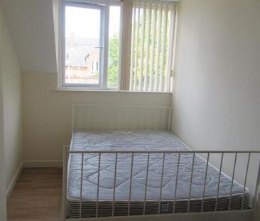 Unit 4, 65 University Avenue, Belfast, BT7 1GY - Photo 4