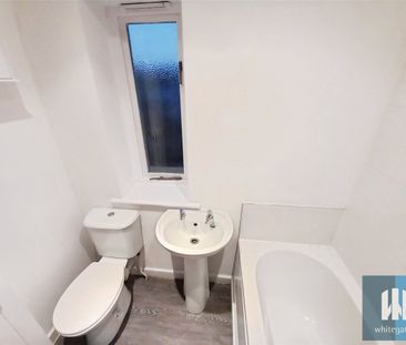 Factory Lane, Milnsbridge, Huddersfield, HD3 - Photo 6