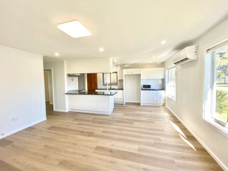 Newly Renovated House in Canley Heights - Photo 5