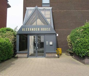 Alexander House, Talbot Road, Old Trafford, Manchester, M16 - Photo 5