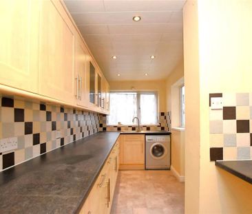 3 bedroom terraced house to rent - Photo 5