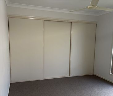 Family Home located in quite Woodlands Estate in Andergrove. - Photo 3