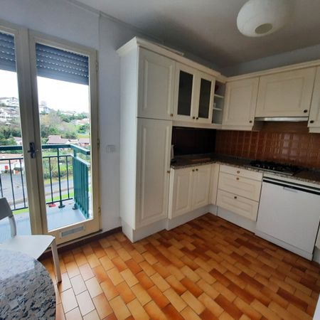 Location Appartement 3 pièces 78m² - Photo 3