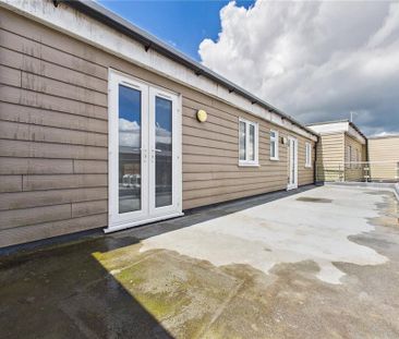 3 bedroom apartment to rent - Photo 4