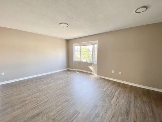 For Lease - 50 Chapman Court Unit# 37, London North, Ontario - Photo 1