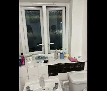 Room in a Shared House, St Lucia Drive, E15 - Photo 2