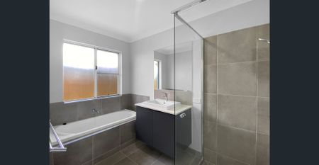 Relaxed Family Living in the Heart of Mount Low - Photo 4