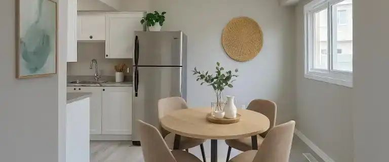 Bright, Updated Condo | 3 Bedrooms | Private Yard | West Edmonton | 124 Centennial Court Northwest, Edmonton - Photo 1