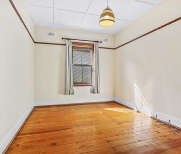 Beautiful 2-Bedroom Home with Fruit Trees & Carport - Photo 4