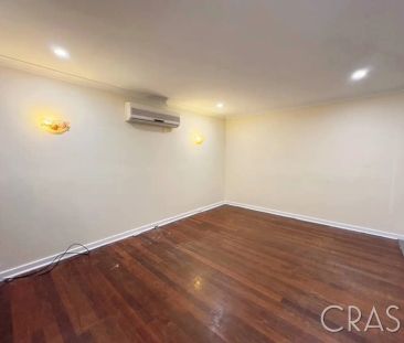 “3x1 House in Armadale with Workshop” - Photo 4