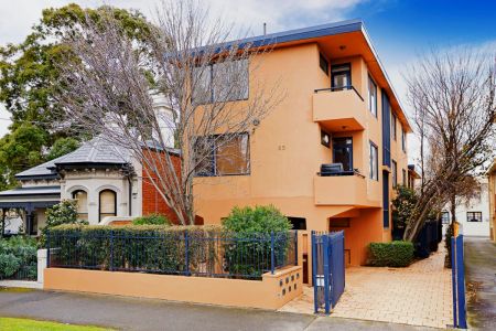 4/85 Merton Street, Albert Park, Melbourne - Photo 3