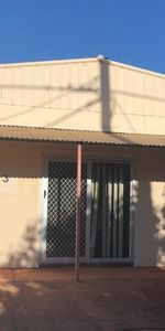 Private Room In Shared Complex - Photo 4