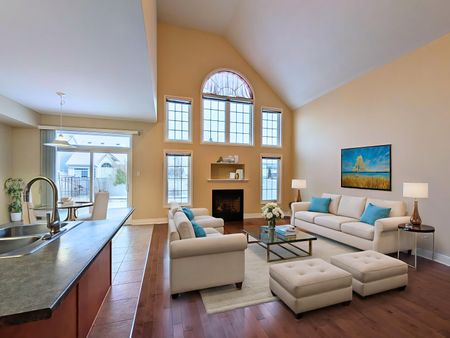 For Lease - 105 CHEYENNE Way, Barrhaven, Ontario - Photo 3