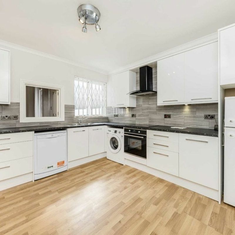 Haverstock Hill, NW3, London - Photo 1