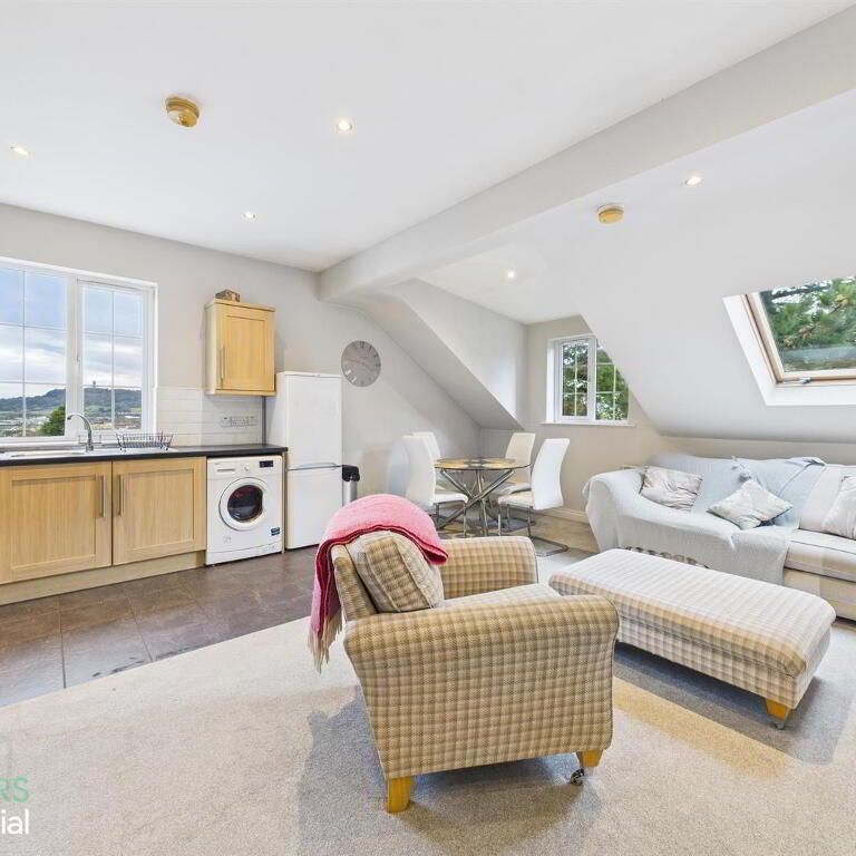 Apt 15 Danescourt, 116 Donaghadee Road, Newtownards, BT23 7HB - Photo 1