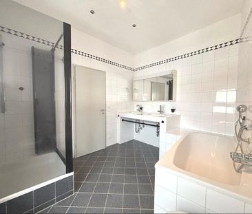 4-Zimmer-Dachgeschoss Wohnung im Herzen von Altdorf - Photo 4