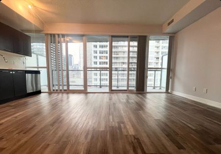 For Lease - 20 Bruyeres Mews Unit# 1110, Toronto, Ontario - Photo 2