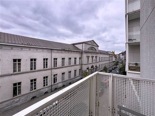 Appartement te huur - Foto 1