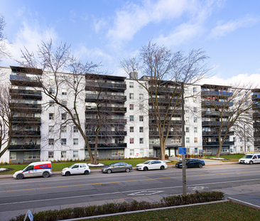 100 Cosburn Ave - Photo 6 | Rentumo